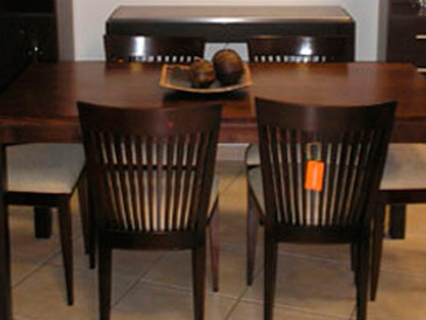 Sofás y sillones, sillas, mesas, tacks de tv, muebles en Córdoba