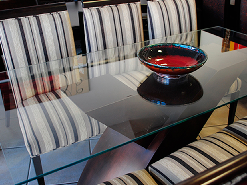 Sofás y sillones, sillas, mesas, tacks de tv, muebles en Córdoba