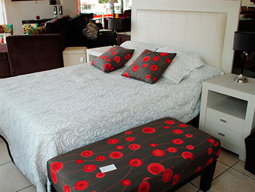 Sofás y sillones, sillas, mesas, tacks de tv, muebles en Córdoba