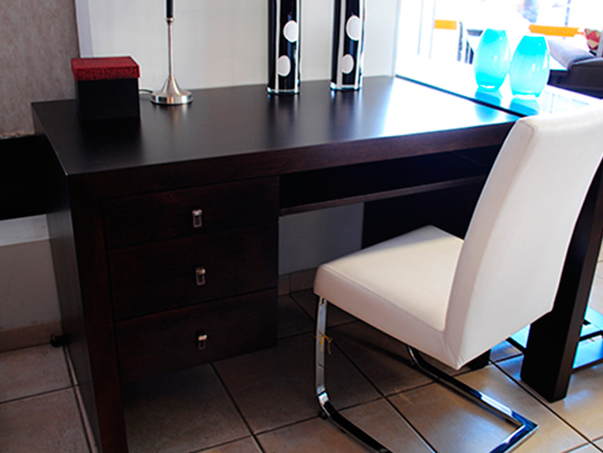 Sofás y sillones, sillas, mesas, tacks de tv, muebles en Córdoba