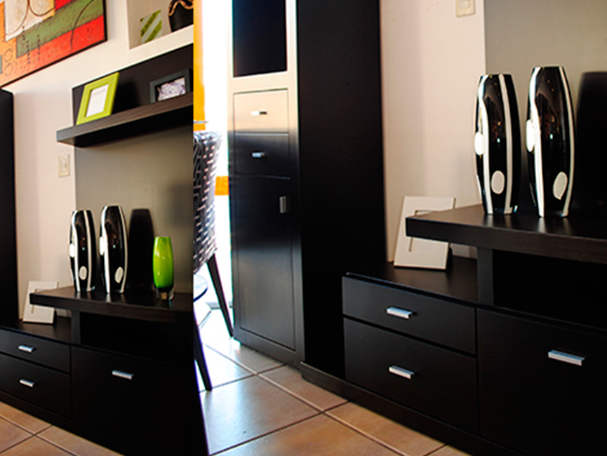 SOFAs y sillones, sillas, mesas, tacks de tv, muebles en Córdoba