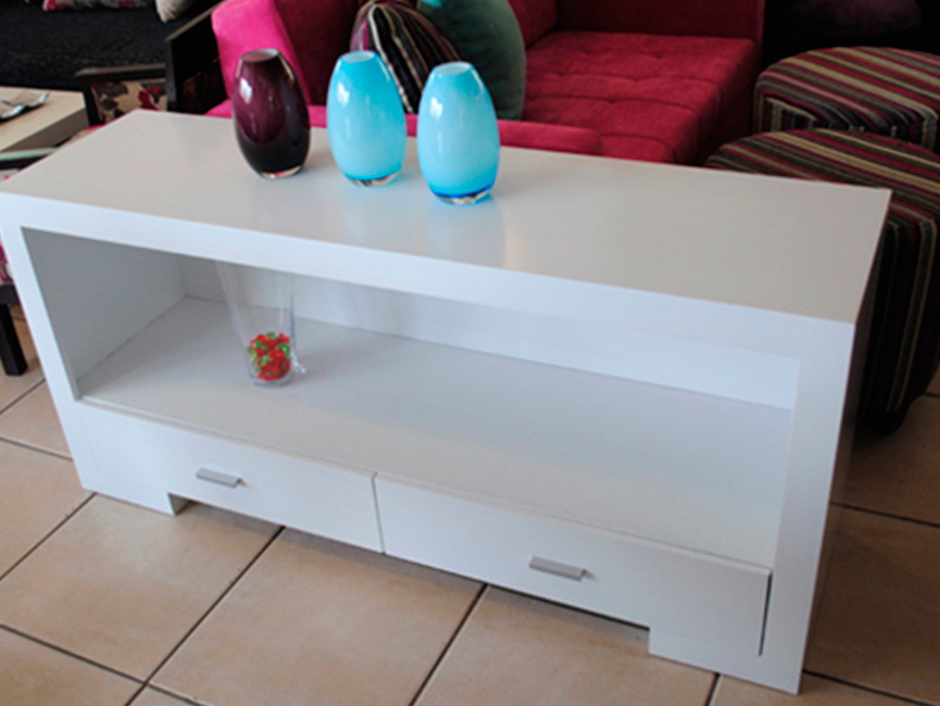 SOFAs y sillones, sillas, mesas, tacks de tv, muebles en Córdoba