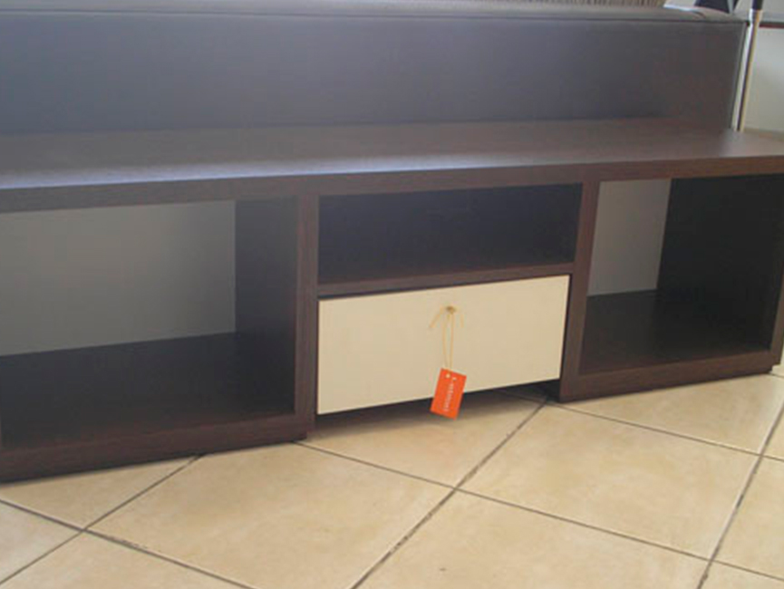 SOFAs y sillones, sillas, mesas, tacks de tv, muebles en Córdoba